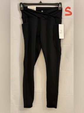 Black High-Rise Pocket Leggings